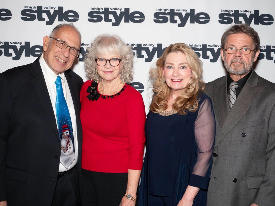 Holiday Dinner & Auction