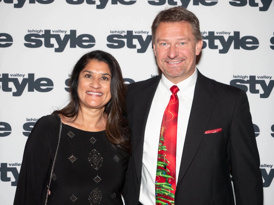 Holiday Dinner & Auction