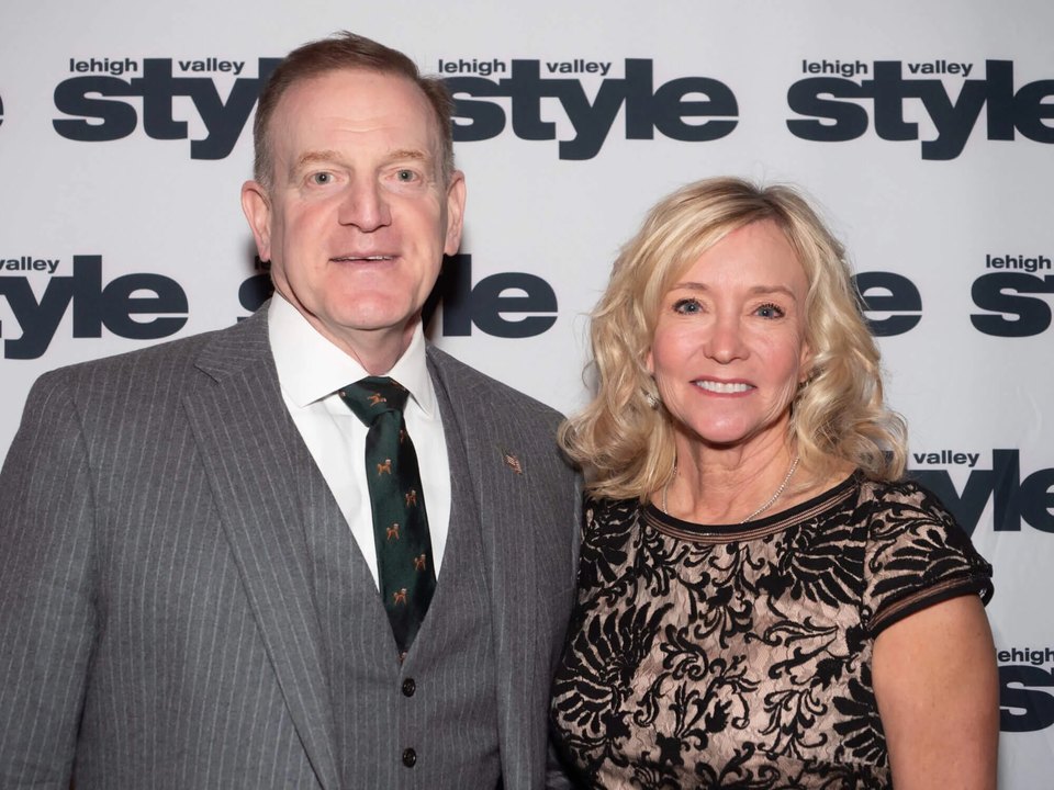 Holiday Dinner & Auction