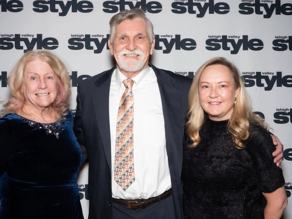 Holiday Dinner & Auction