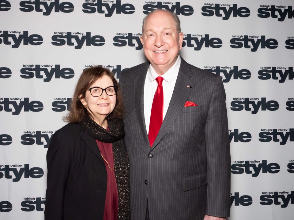 Holiday Dinner & Auction