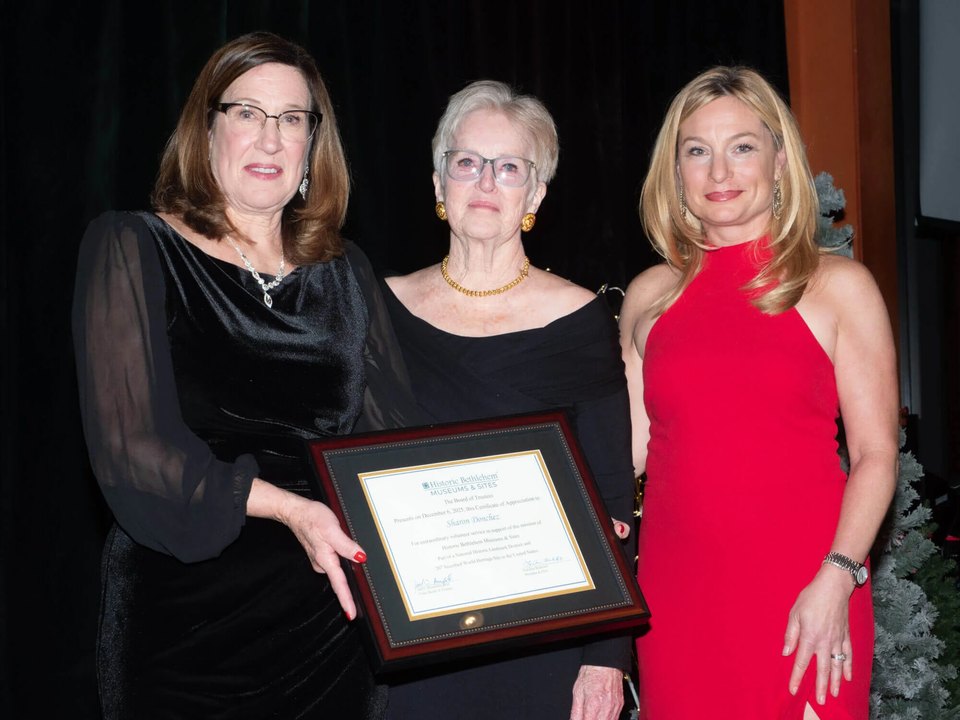 Holiday Dinner & Auction