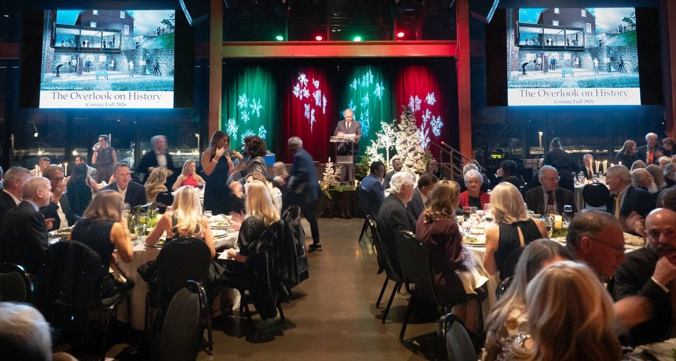 Holiday Dinner & Auction