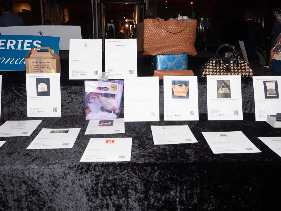 Holiday Dinner & Auction
