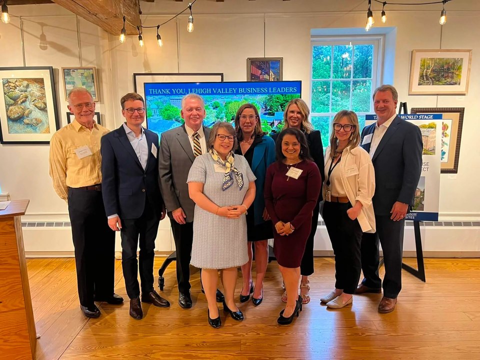 Barry Pell, Jean-Claude Dubacher, Joel Rosenfeld, Zabeth Teelucksingh, LoriAnn Wukitsch, Fadia Halma, Jennifer Van De Voorde, Amy Cozze and Rob Albert at the CEO event