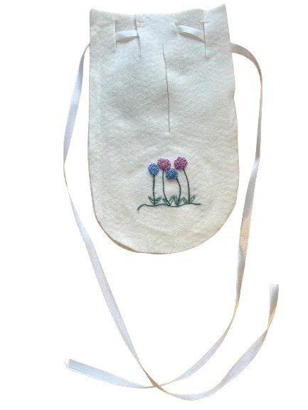 A colonial-style pocket example for the Free Sundays event
