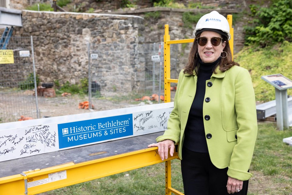 Steel Rises for the Overlook on History