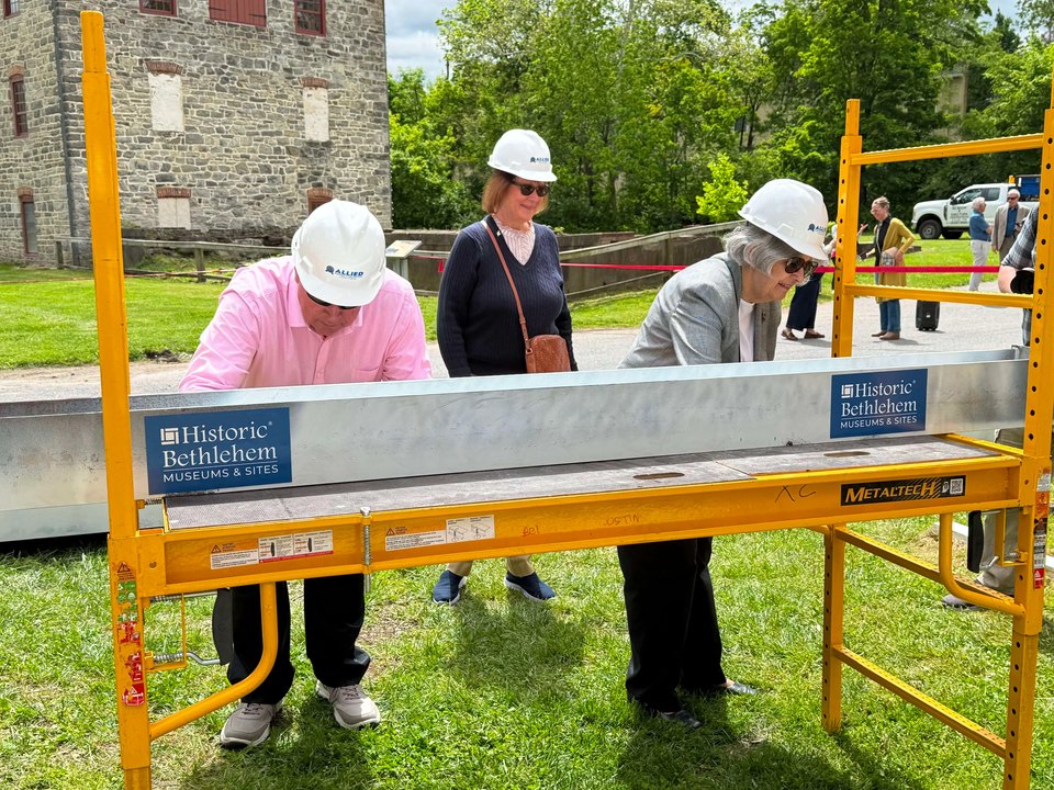 Steel Rises for the Overlook on History