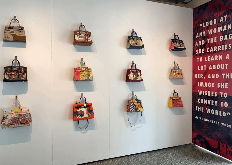 PURSEonality: A Stylish Handbag History